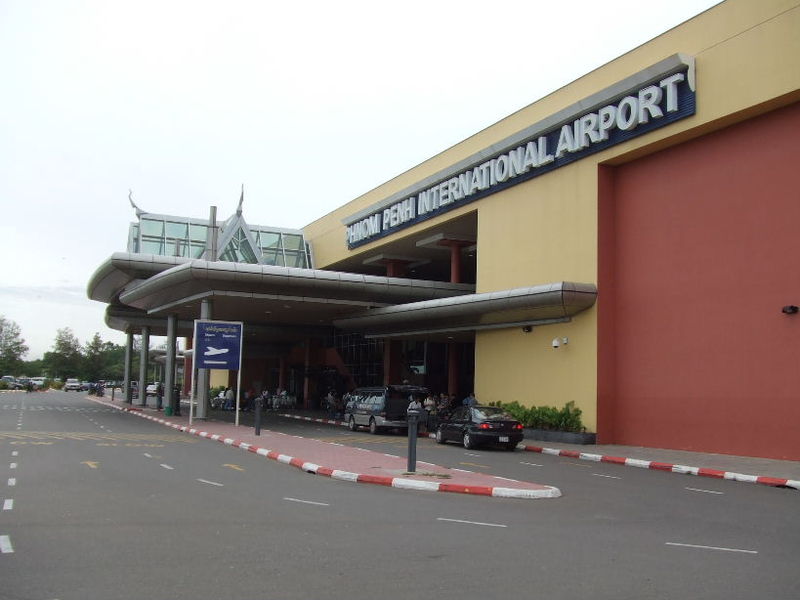 File:800px-Phnom penh airport.JPG