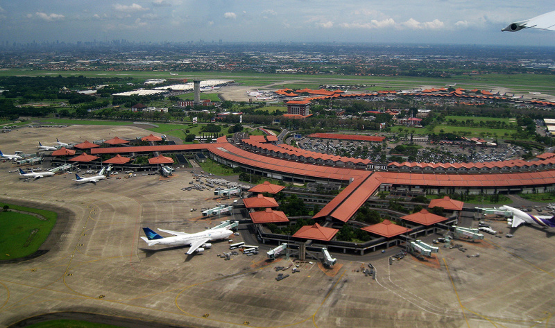 File:Soekarno-Hatta Airport aerial view.jpeg
