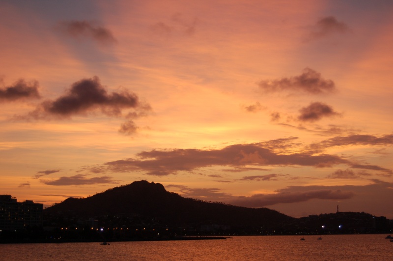 File:Magnetic Island Sunset.jpg