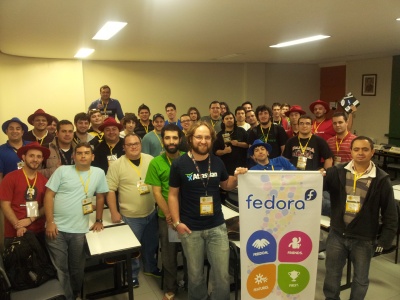 Fedora-fisl-1.jpg