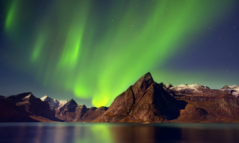 File:Aurora over Norway.png